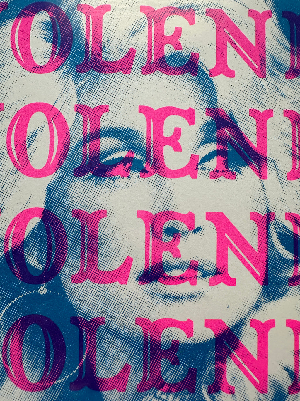 Jolene, Jolene, Jolene, Jolene!